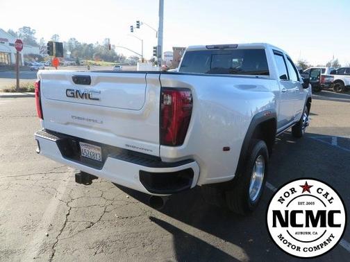 2024 GMC Sierra 3500 Denali Ultimate