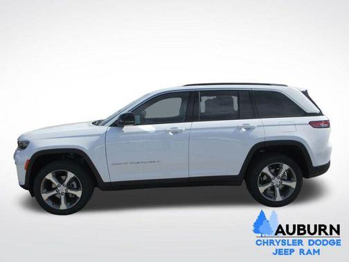 Bright White Clearcoat 2026 Jeep Grand Cherokee Limited