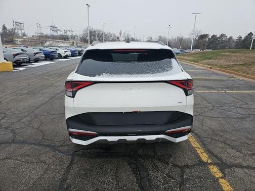 2025 Kia Sportage Hybrid EX