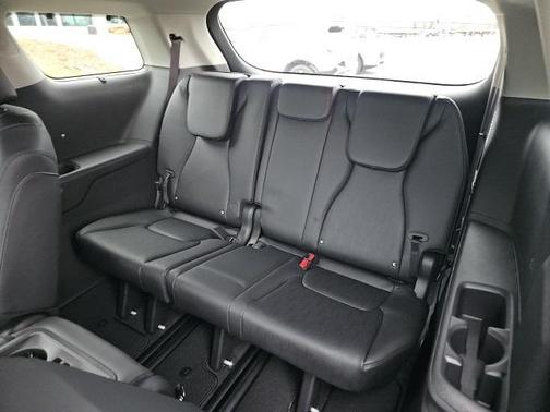 2025 Kia Carnival Hybrid SX