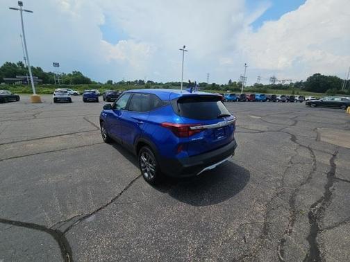 2023 Kia Seltos LX
