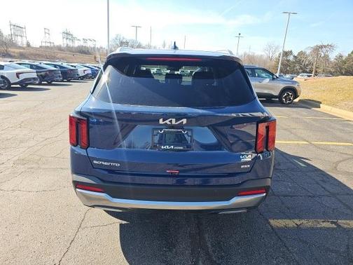 2025 Kia Sorento S