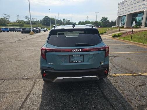 2025 Kia Seltos S