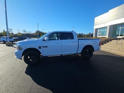 2017 RAM 1500 Sport