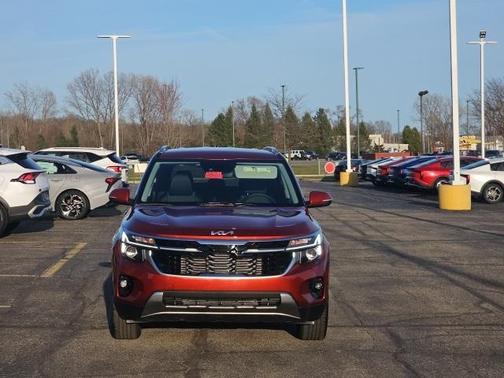 2025 Kia Seltos S