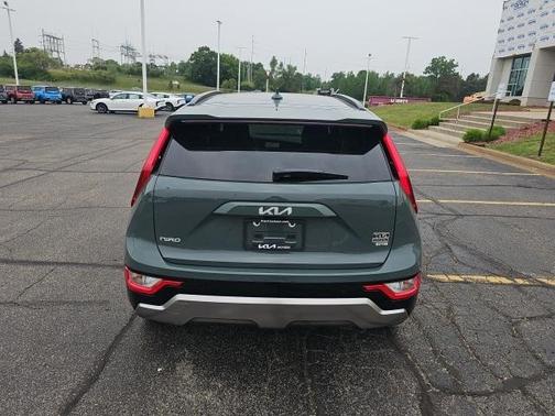 2025 Kia Niro EX Touring