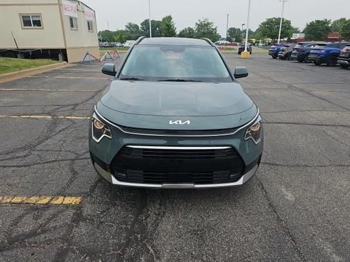 2025 Kia Niro EX Touring