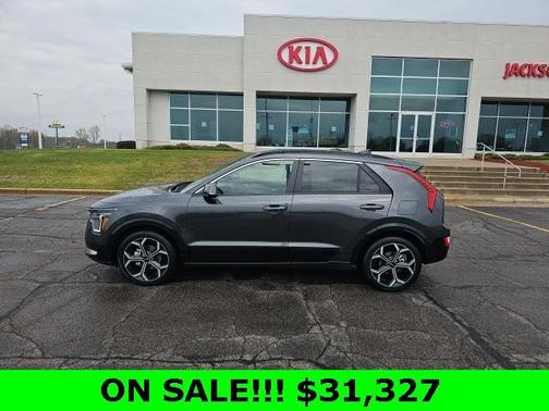 2025 Kia Niro EX Touring