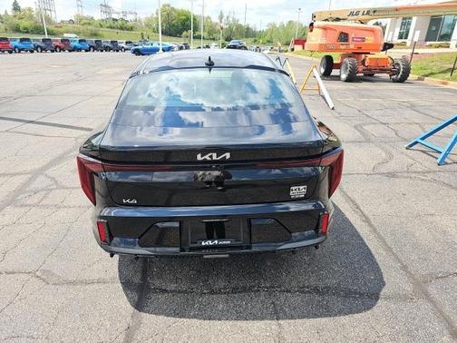 2025 Kia K4 GT-Line