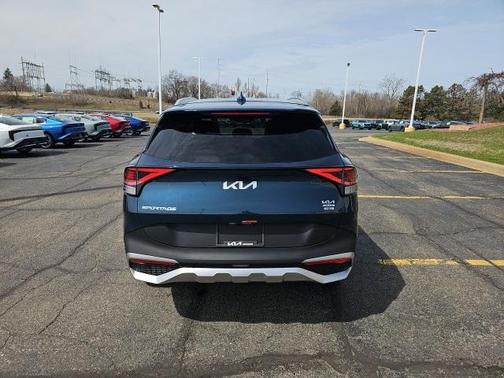 2025 Kia Sportage Hybrid EX