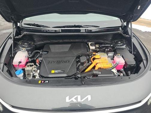 2024 Kia Niro EX Touring