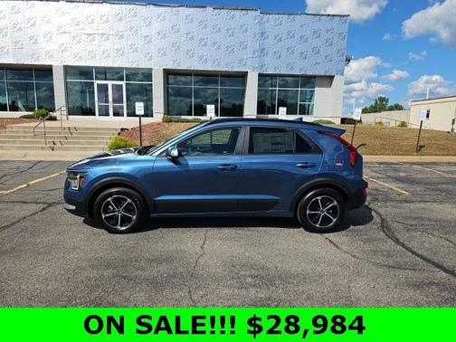 2025 Kia Niro EX
