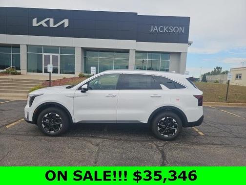 2025 Kia Sorento S