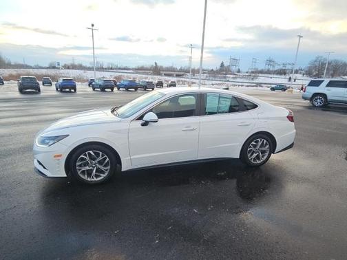 2023 Hyundai SONATA SEL