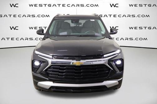Mosaic Black Metallic 2024 Chevrolet Trailblazer LT