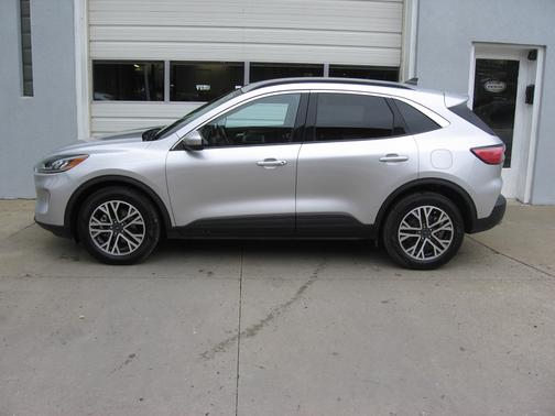 SILVER 2020 Ford Escape SEL