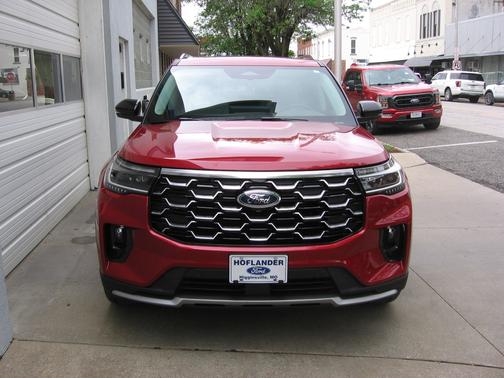 2025 Ford Explorer Platinum 4WD