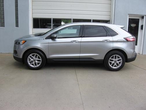 SILVER 2024 Ford Edge SEL