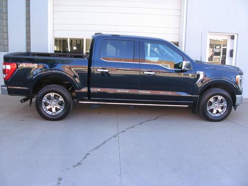 BLUE 2022 Ford F-150 Lariat