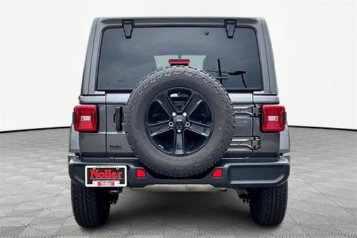 2021 Jeep Wrangler Unlimited Sahara Altitude