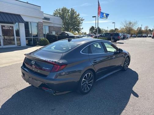 2021 Hyundai SONATA Limited