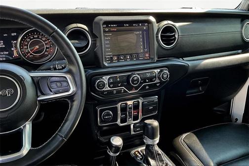 2022 Jeep Gladiator Overland