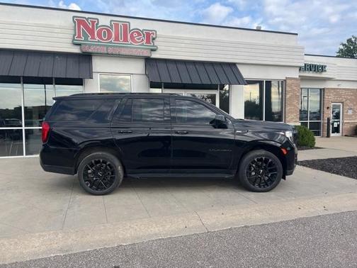 2023 GMC Yukon SLE