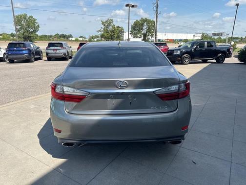 2017 Lexus ES 350 Base