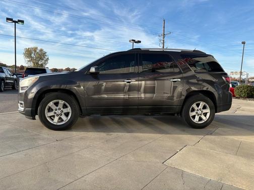 2016 GMC Acadia SLE-2