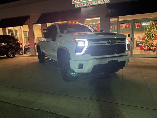 2024 Chevrolet Silverado 2500 LTZ