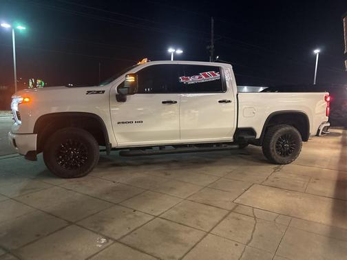 2024 Chevrolet Silverado 2500 LTZ