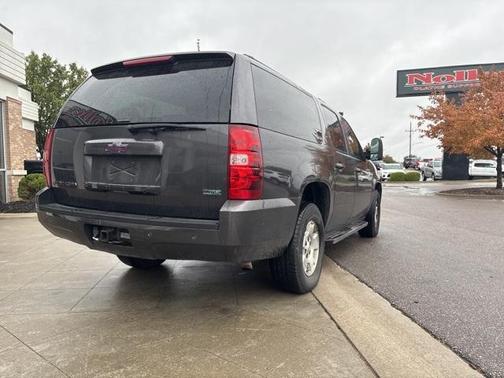 2010 Chevrolet Suburban 1500 LT