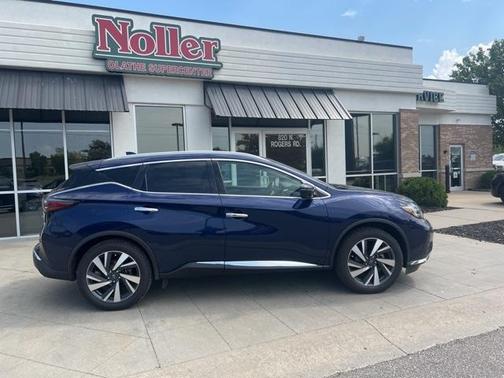 2023 Nissan Murano SL