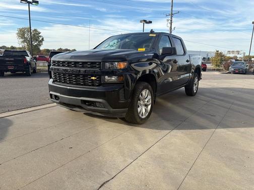 2020 Chevrolet Silverado 1500 Custom