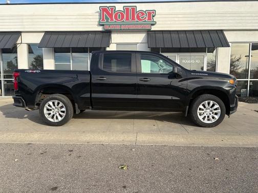 2020 Chevrolet Silverado 1500 Custom