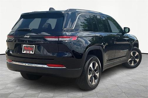2022 Jeep Grand Cherokee 4xe Base