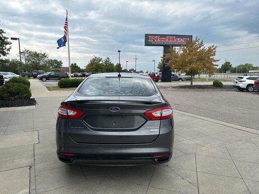 2016 Ford Fusion Titanium