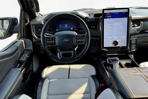 2024 Ford F-150 Lightning Platinum