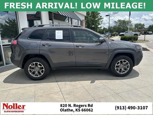 2020 Jeep Cherokee Trailhawk
