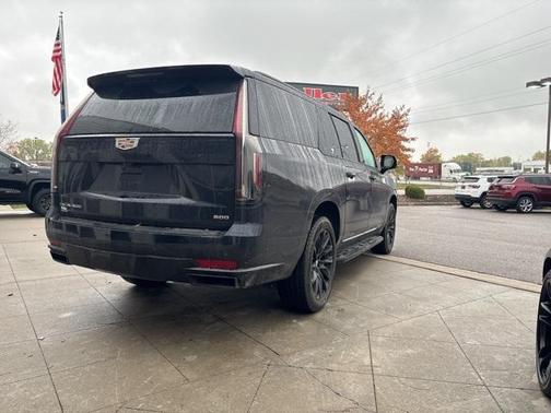 2022 Cadillac Escalade ESV Sport Platinum