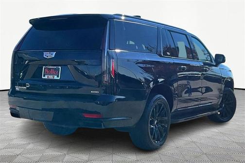 2022 Cadillac Escalade ESV Sport Platinum