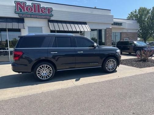 2022 Ford Expedition Platinum