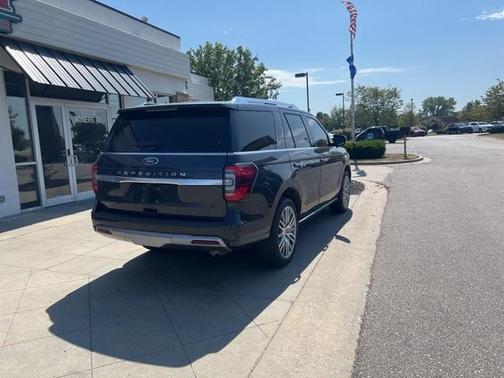 2022 Ford Expedition Platinum