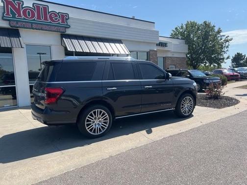 2022 Ford Expedition Platinum