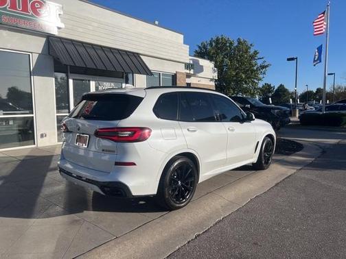 2023 BMW X5 M50i