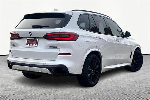 2023 BMW X5 M50i