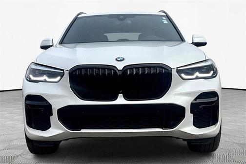 2023 BMW X5 M50i