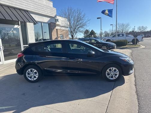 2019 Chevrolet Cruze LS