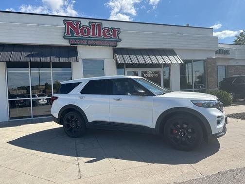 2022 Ford Explorer ST