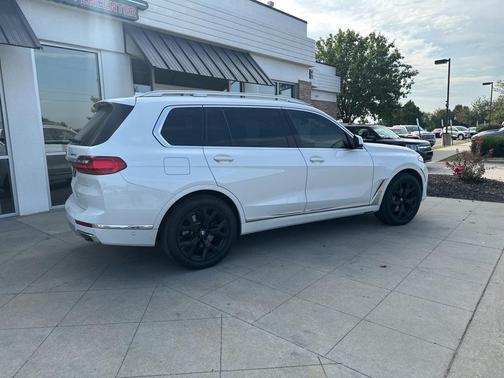2021 BMW X7 xDrive40i